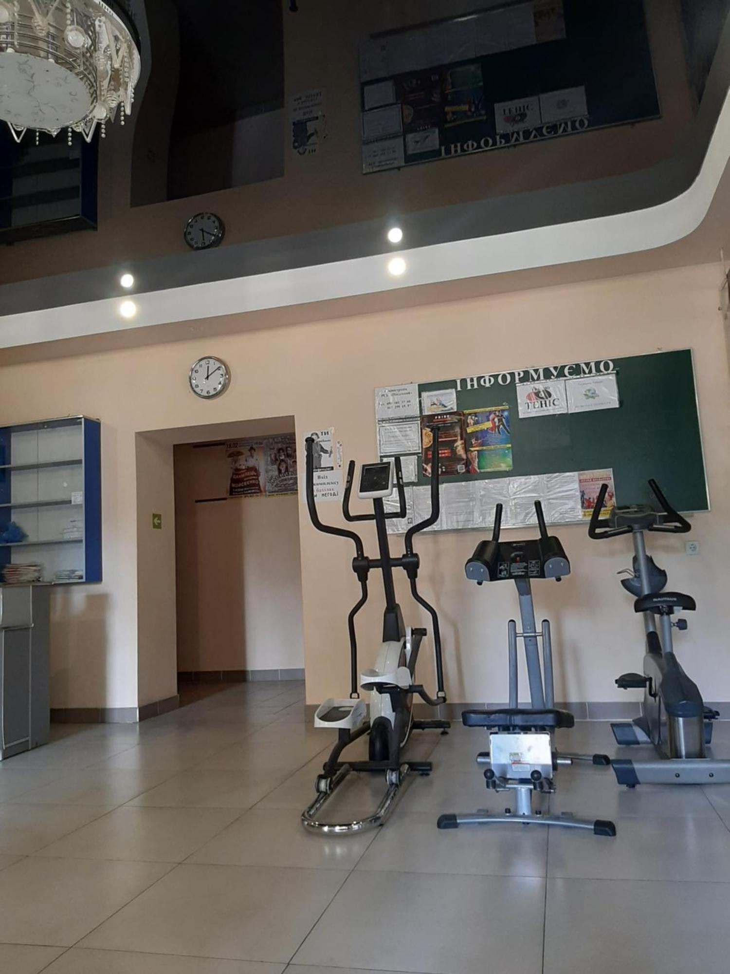 Hotel Pivdennyi Oleksandriia Εξωτερικό φωτογραφία